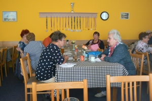 KS - Popr&aacute;zdninov&eacute; setk&aacute;v&aacute;n&iacute; v klubu seniorů